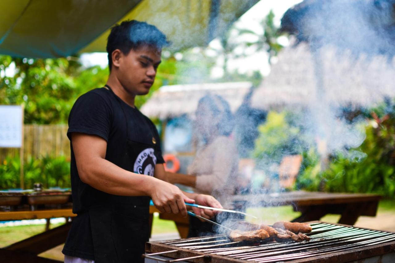 Mad Monkey Hostel Siargao (Adults Only) Хенерал Луна Екстериор снимка