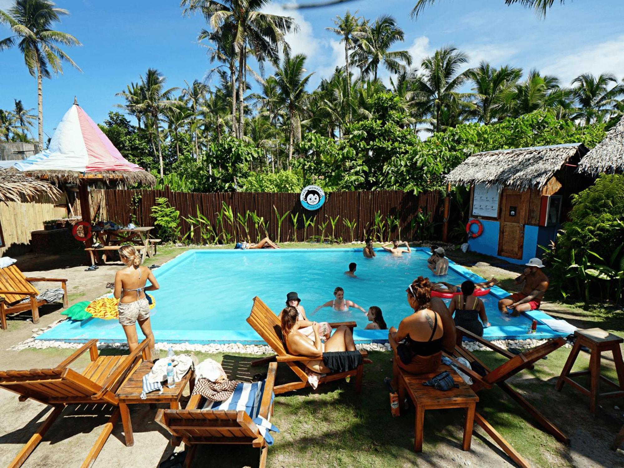 Mad Monkey Hostel Siargao (Adults Only) Хенерал Луна Екстериор снимка