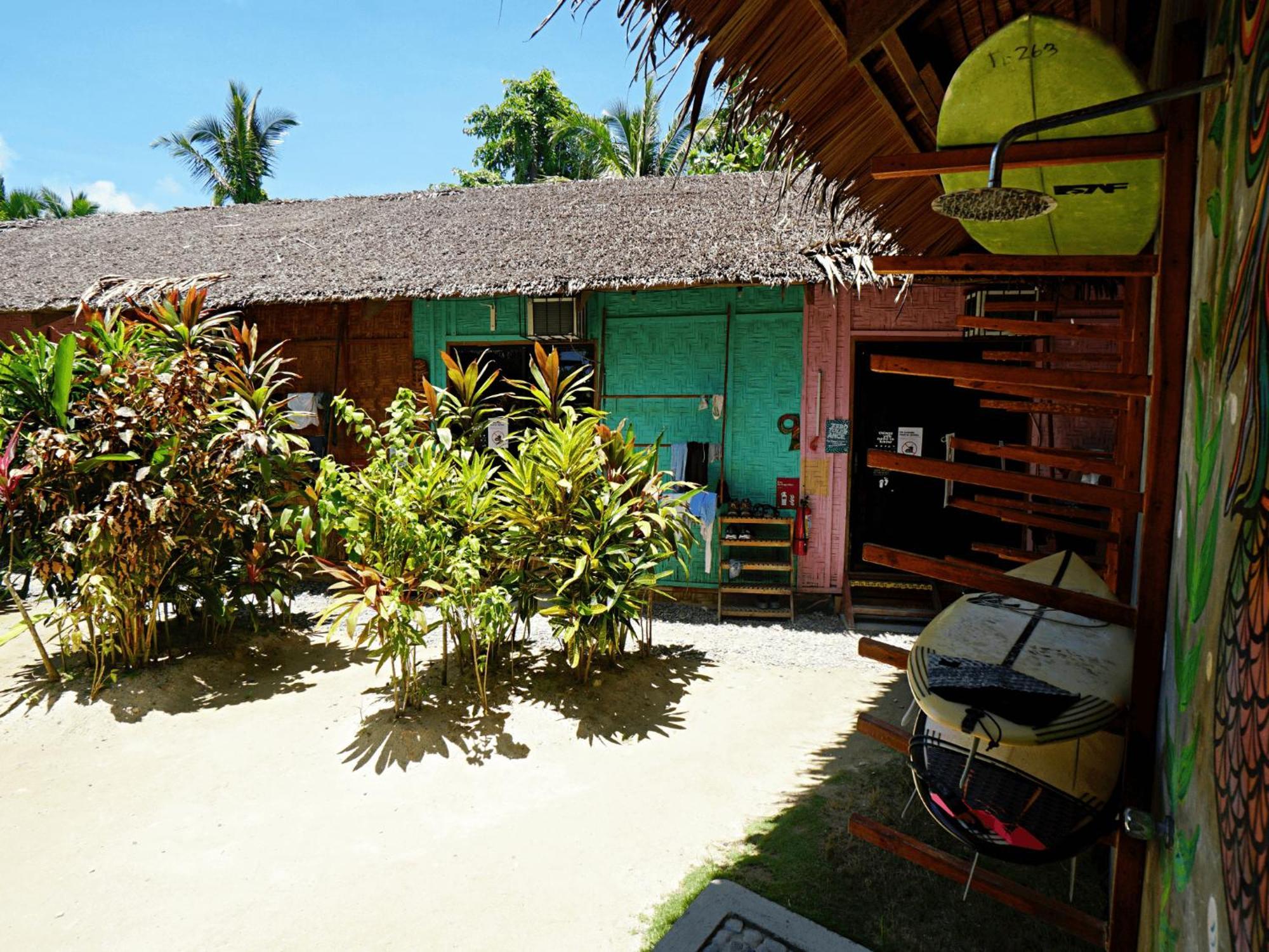 Mad Monkey Hostel Siargao (Adults Only) Хенерал Луна Екстериор снимка