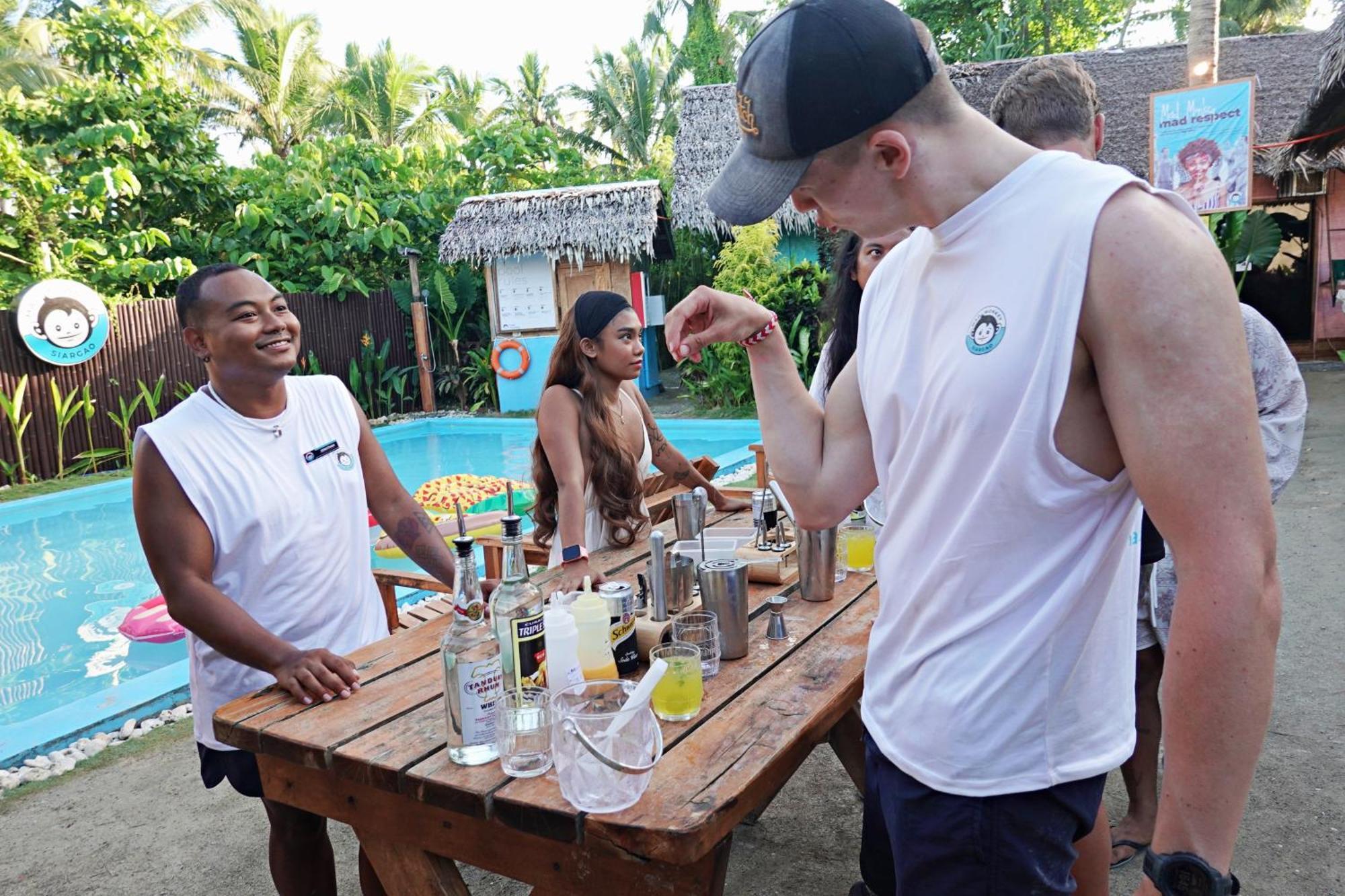 Mad Monkey Hostel Siargao (Adults Only) Хенерал Луна Екстериор снимка