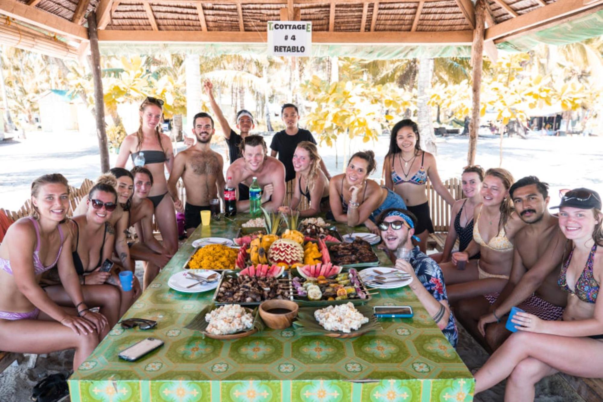 Mad Monkey Hostel Siargao (Adults Only) Хенерал Луна Екстериор снимка